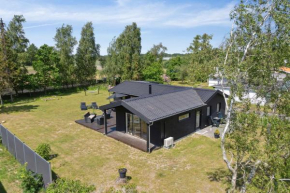 Lovely Bright Summer House In Marielyst, Bogø By